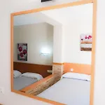Costabella Πανσιόν 2*